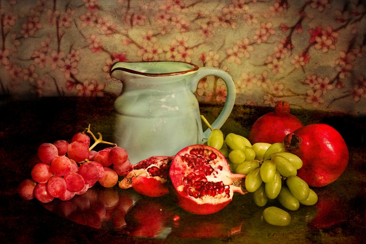 still-life-562357_1920-1280x853.jpg